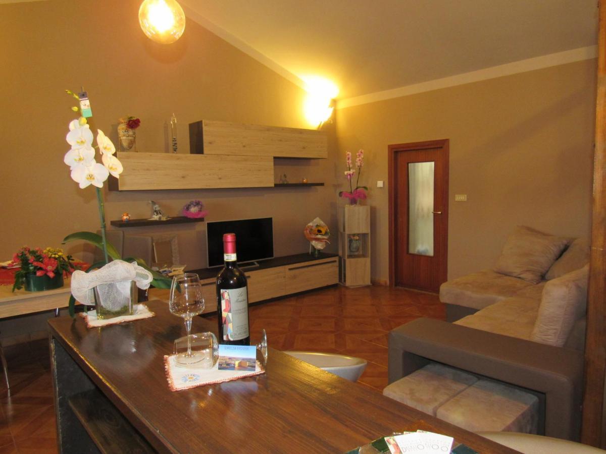 Apartmán Emilia Agliano Terme Exteriér fotografie